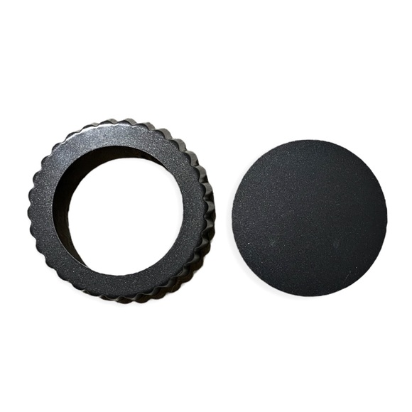 Fluted Non-Stick Individual 4.75” Tart/Quiche Pans w/Removable Bottom, set of 6 - Picture 6 of 12